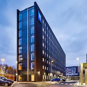 Ibis Budget Manchester Airport T2 ** Hale (Greater Manchester)
